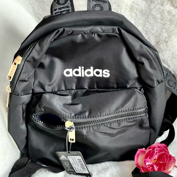 New with tags ADIDAS LINEAR 11 MINI BACKPACK BLK/Gold/Metallic Front zippered - Picture 2 of 8
